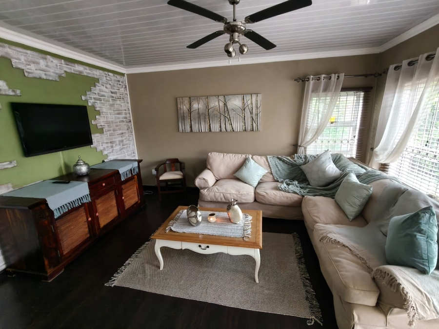 3 Bedroom Property for Sale in Safari Gardens North West